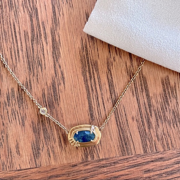 Kendra Scott Jewelry - Kendra Scott Anna Vintage Gold Necklace in Teal Apatite